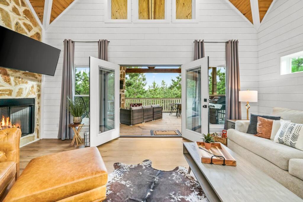 Double Arrow Cabin Broken Bow Εξωτερικό φωτογραφία