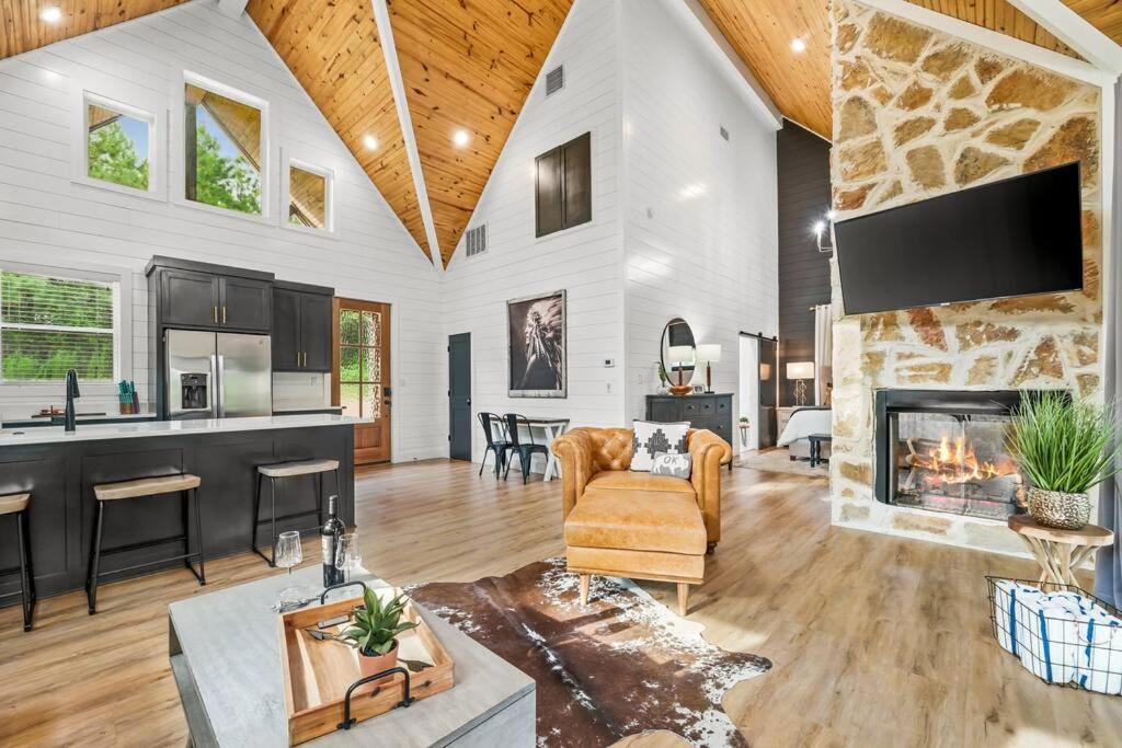 Double Arrow Cabin Broken Bow Εξωτερικό φωτογραφία